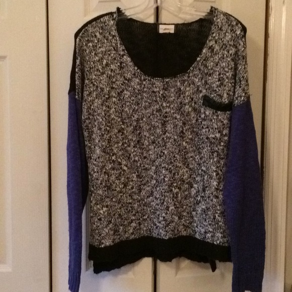 Multicolor long-sleeve sweater Gotta go! 🤑 Bundle and save!!! - Picture 1 of 3